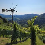 Počitniška hiša Farm ,zidanica ,joli