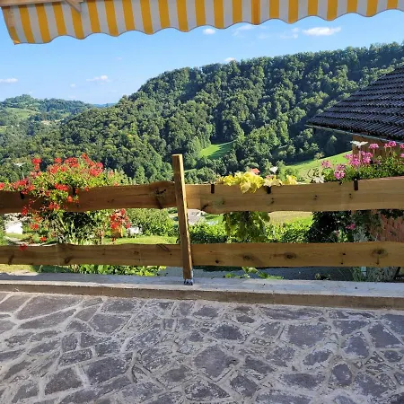 Počitniška hiša Farm ,zidanica ,joli